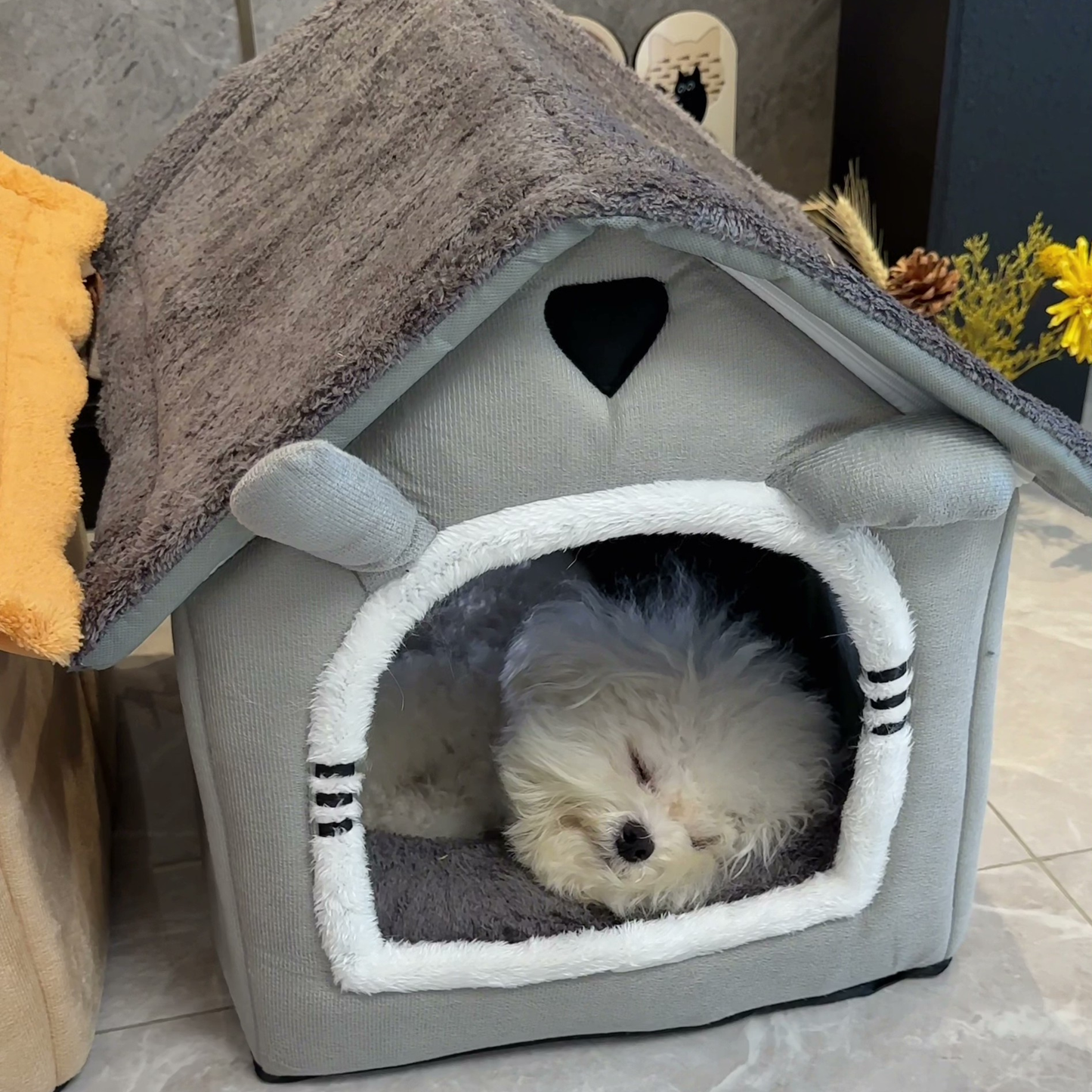Chewie Cozy Dog House